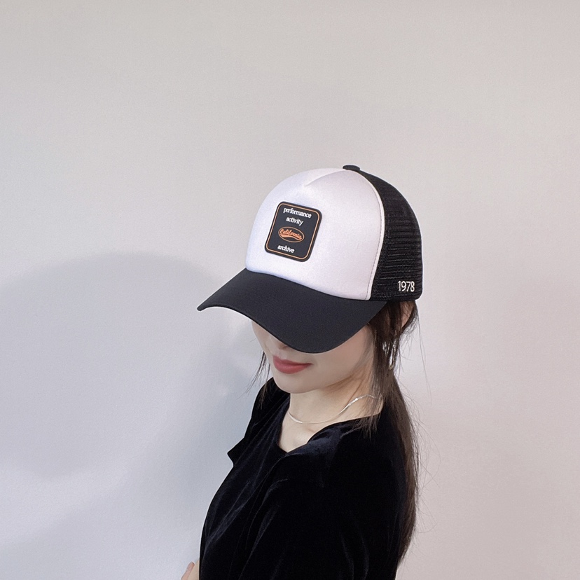 LOVELY HAT韓國東大門直郵女裝新品休閑熱賣推薦人氣帽子LOVELY HAT帽子
