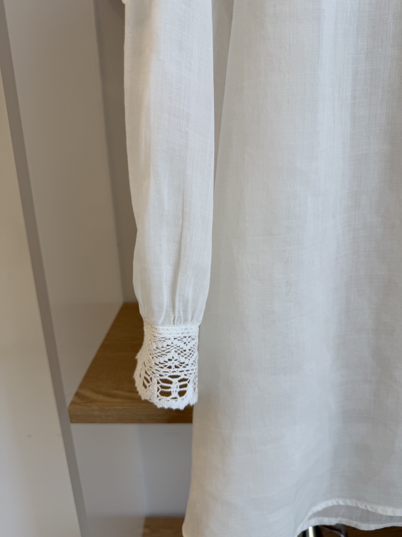 LAUNDRY韓國直郵女裝新品熱賣26夏季時尚襯衫蕾絲衫刺繡蕾絲LAUNDRY襯衫/蕾絲衫