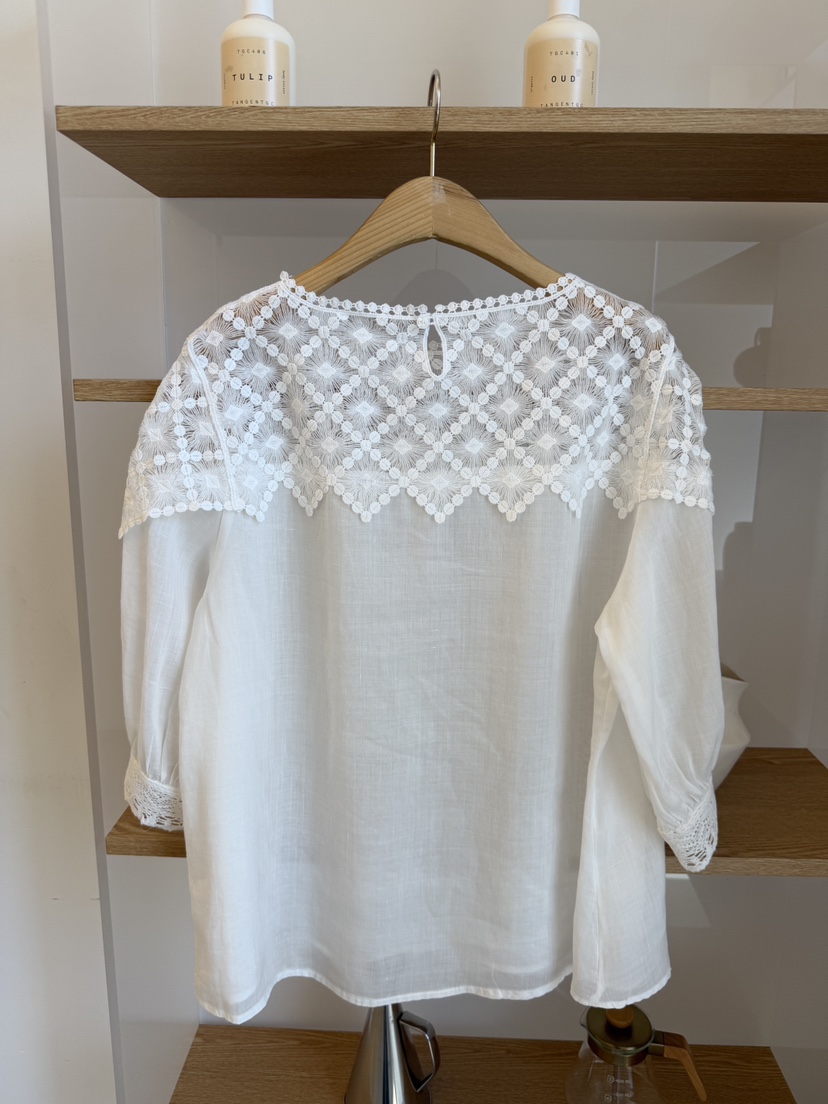 LAUNDRY韓國直郵女裝新品熱賣26夏季時尚襯衫蕾絲衫刺繡蕾絲LAUNDRY襯衫/蕾絲衫