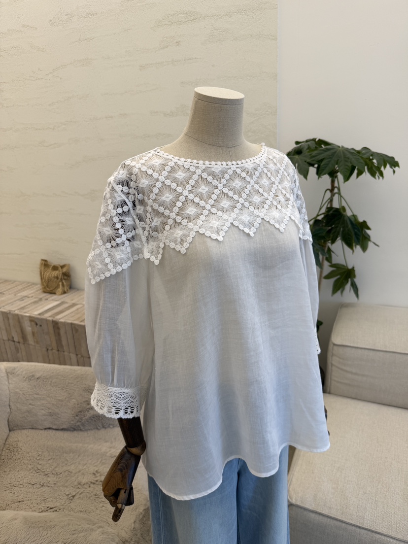 LAUNDRY韓國直郵女裝新品熱賣26夏季時尚襯衫蕾絲衫刺繡蕾絲LAUNDRY襯衫/蕾絲衫
