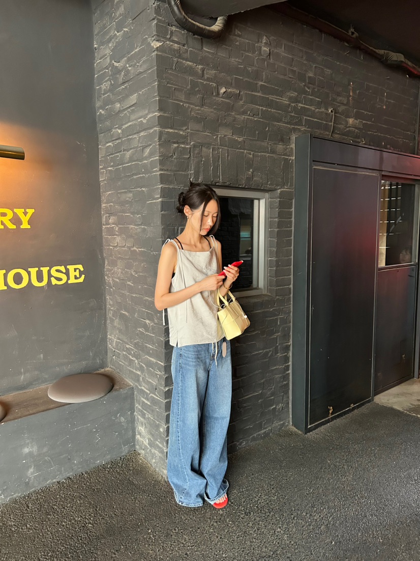 ME MO韓國東大門直郵女裝新款人氣推薦熱賣吊帶背心露肩ME MO吊帶/背心