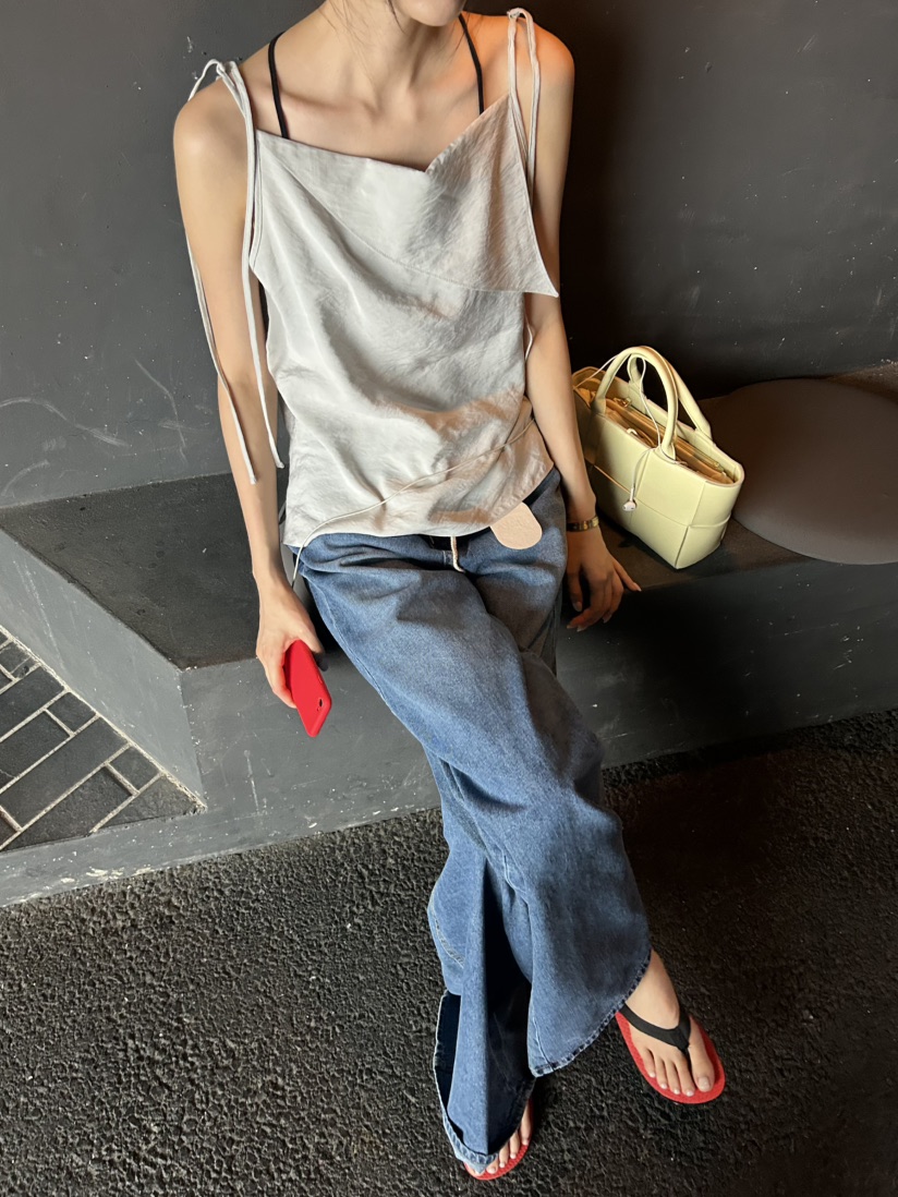 ME MO韓國東大門直郵女裝新款人氣推薦熱賣吊帶背心露肩ME MO吊帶/背心圖色2
