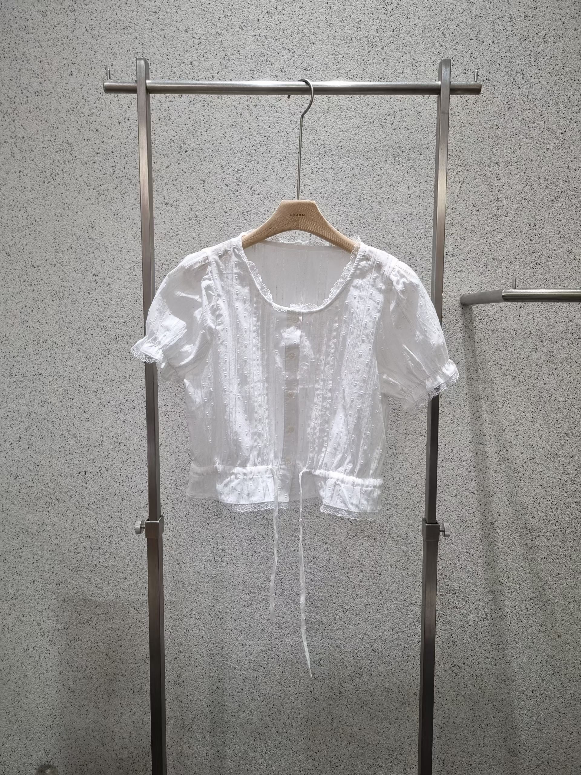 EROOM韓國東大門代購女裝新品熱賣休閑人氣26夏季襯衫蕾絲衫EROOM襯衫/蕾絲衫圖色1