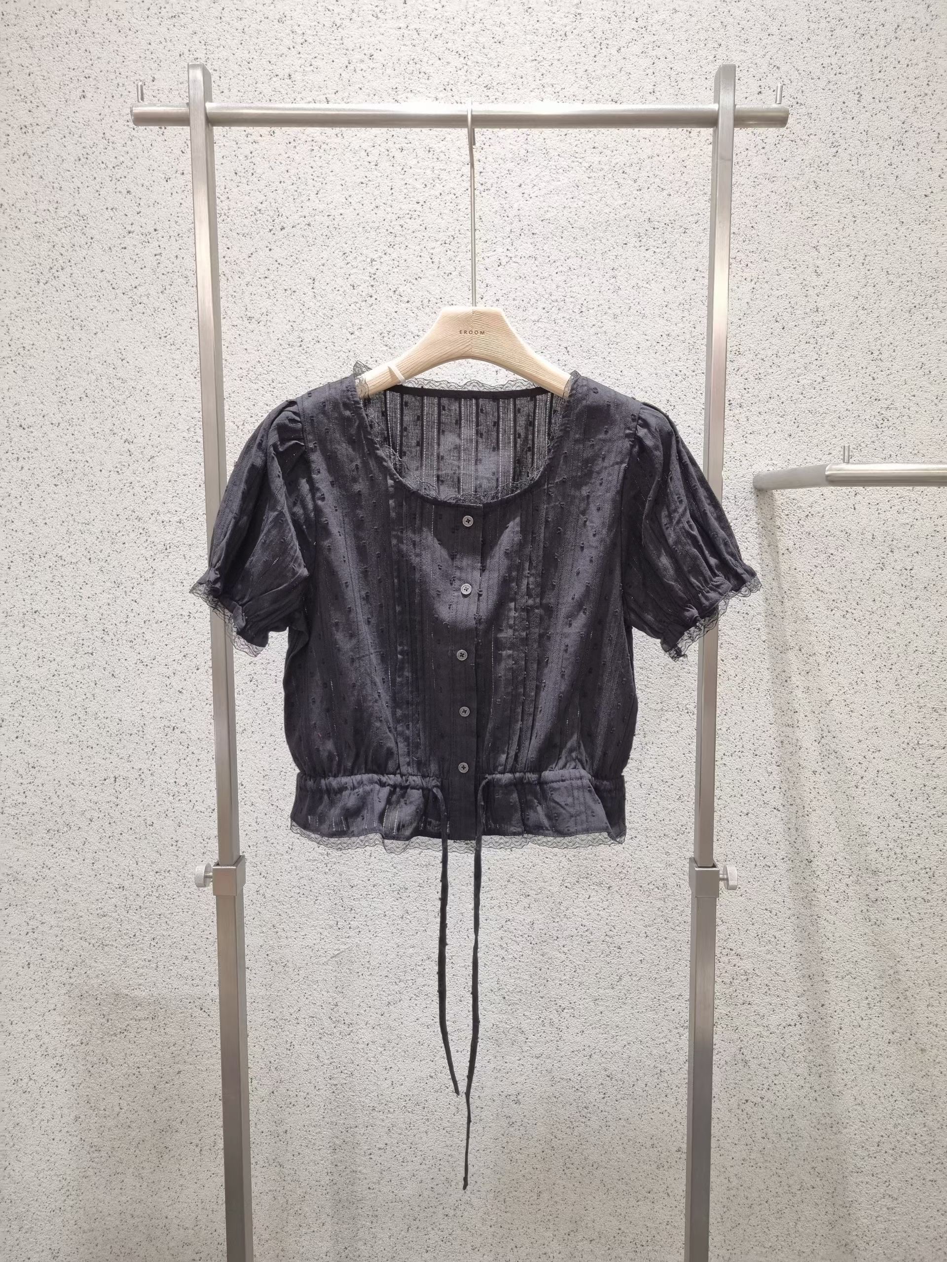 EROOM韓國東大門代購女裝新品熱賣休閑人氣26夏季襯衫蕾絲衫EROOM襯衫/蕾絲衫圖色2