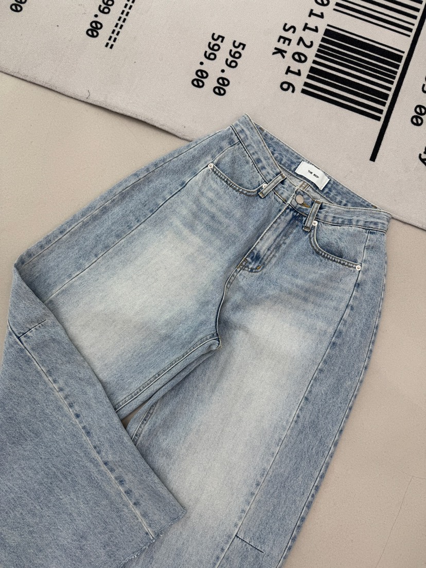 RED-A韓國直郵實拍女裝新品推薦時尚熱賣26夏季牛仔褲鏤空RED-A牛仔褲