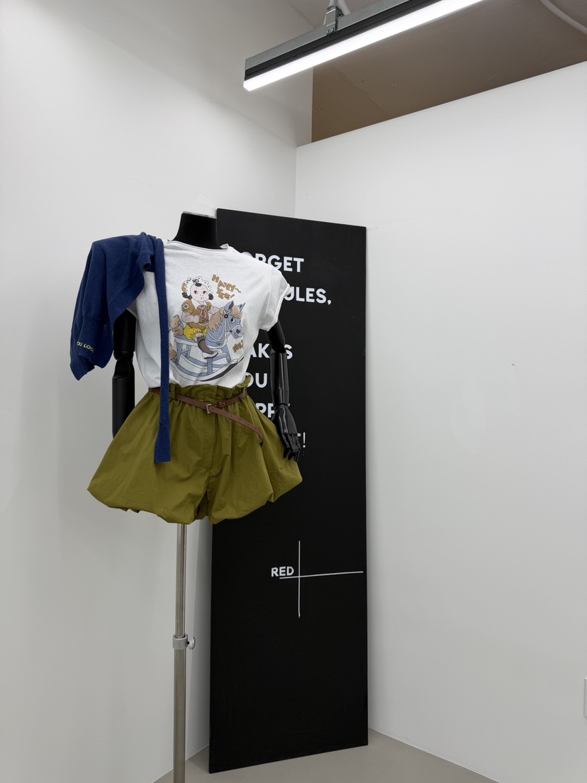 RED-A韓國直郵實拍女士新品休閑推薦人氣熱賣26夏季時尚T恤RED-AT恤