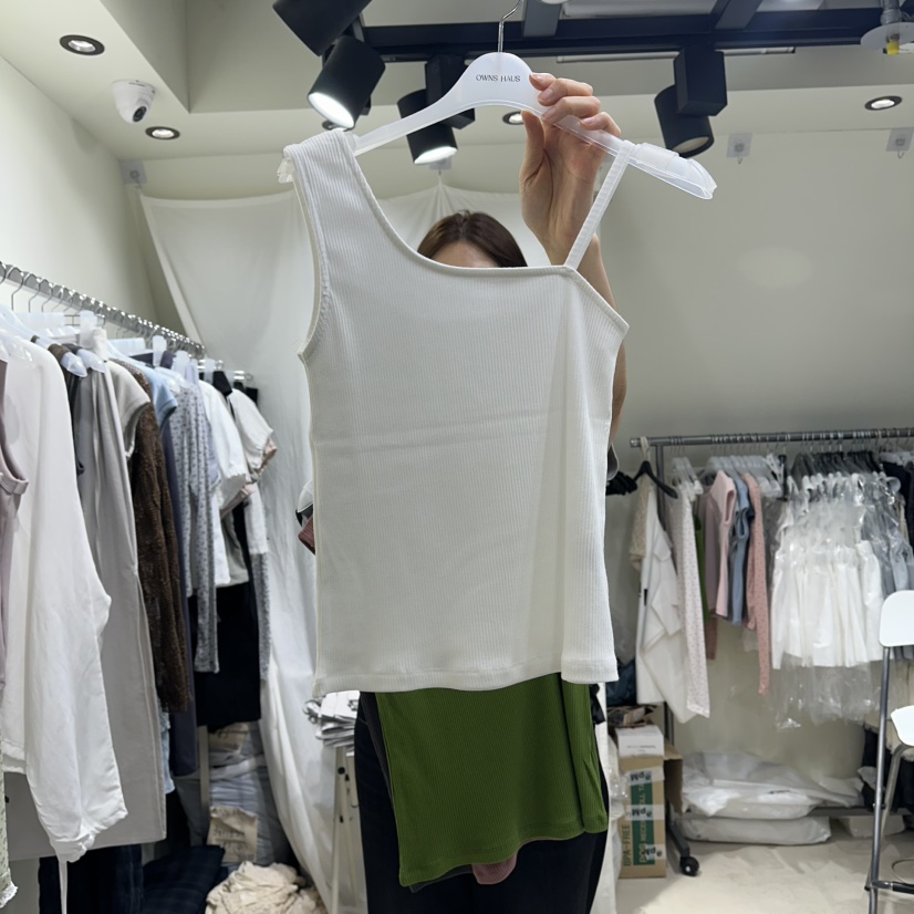 OWNS韓國直郵女裝新品時尚推薦休閑人氣熱賣26夏季吊帶背心OWNS HAUS吊帶/背心圖色1