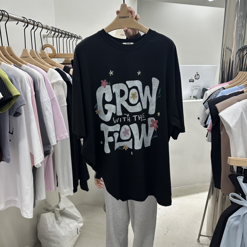 VENEFIT韓國直郵實拍女士新品時尚熱賣休閑26夏季推薦T恤VENEFIT/JENNIET恤圖色3