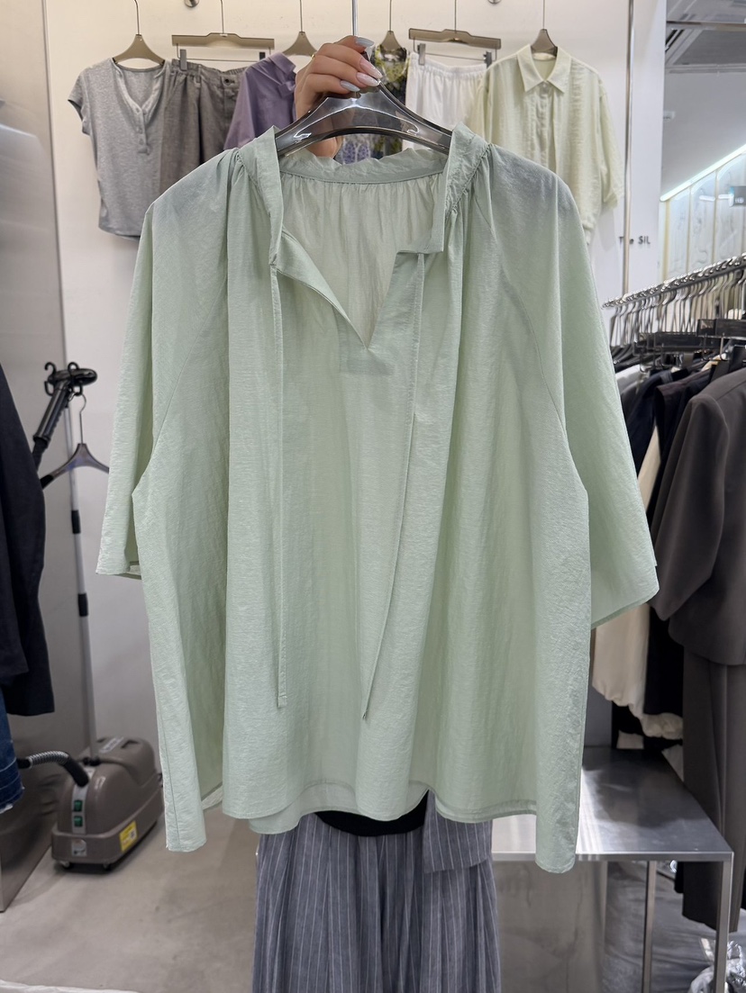 THE SIL韓國直郵女裝新品26夏季休閑人氣襯衫蕾絲衫荷葉邊THE SIL/1 2ILLY襯衫/蕾絲衫圖色2