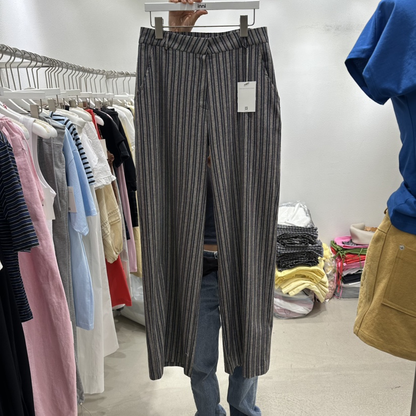 INNI韓國代購女裝新品時尚休閑推薦26夏季人氣休閑褲修身inni休閑褲圖色2黑條