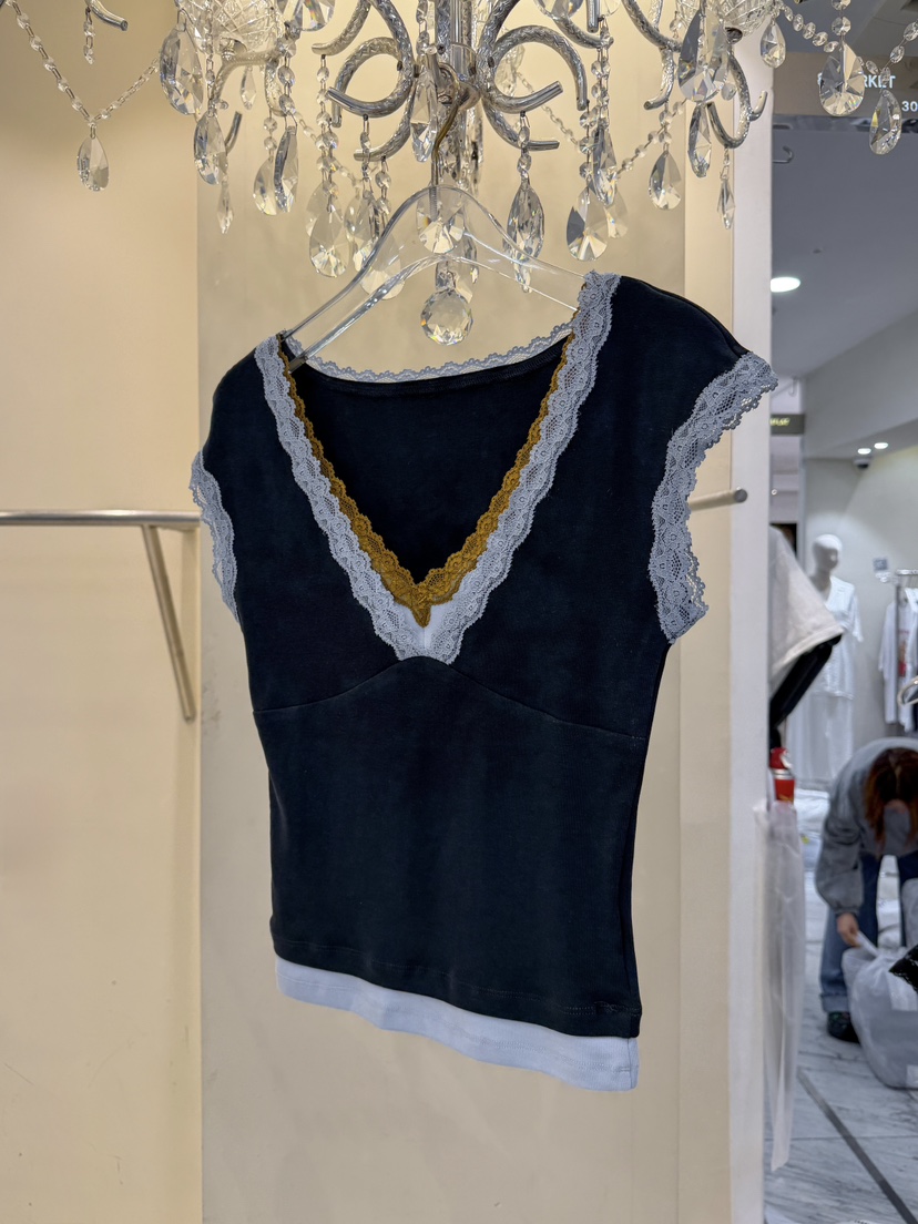 81 MARKET-L韓國直郵女裝新品推薦26夏季休閑熱賣吊帶背心81 MARKET-L吊帶/背心