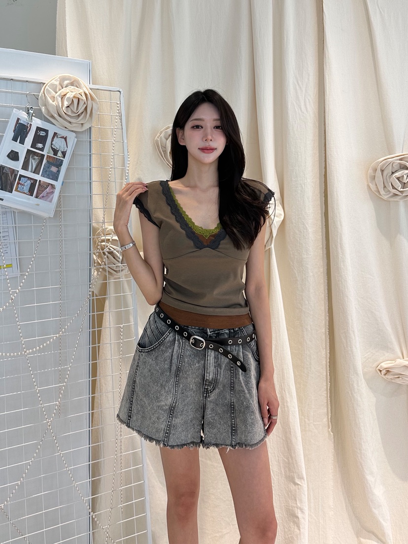 81 MARKET-L韓國直郵女裝新品推薦26夏季休閑熱賣吊帶背心81 MARKET-L吊帶/背心
