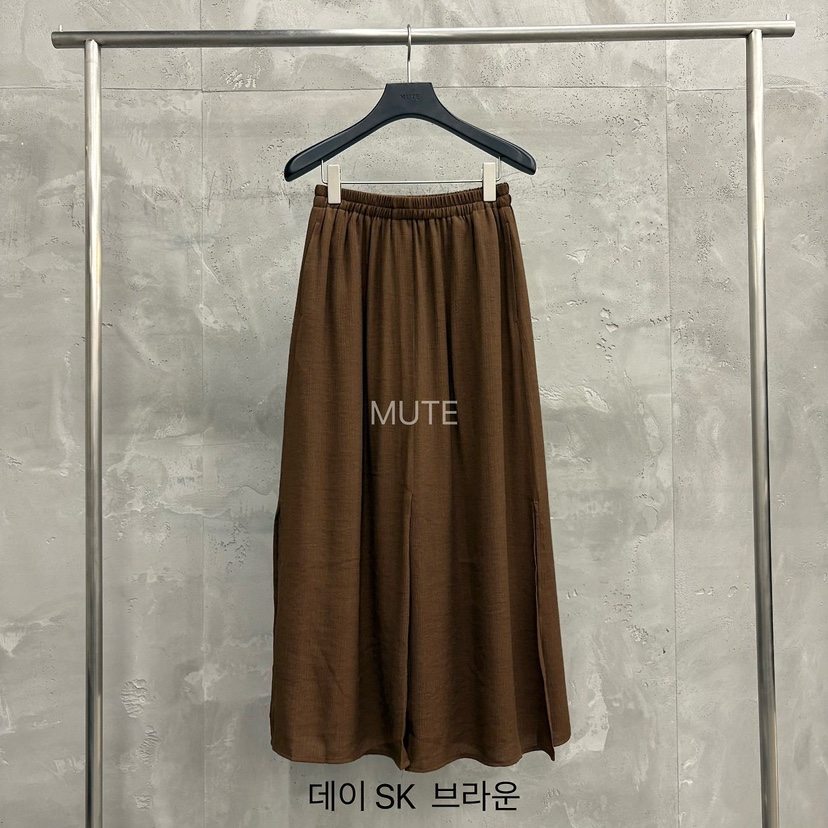 MUTE-P韓國東大門直郵女裝新品熱賣推薦休閑人氣26夏季長裙MUTE長裙圖色2