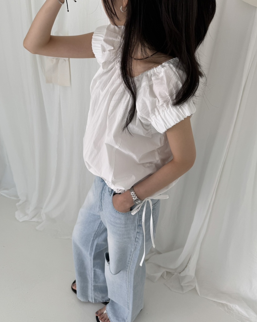 HOWDY/FACT THE NERD韓國東大門直郵女裝新款熱賣襯衫蕾絲衫HOWDY/FACT THE NERD襯衫/蕾絲衫