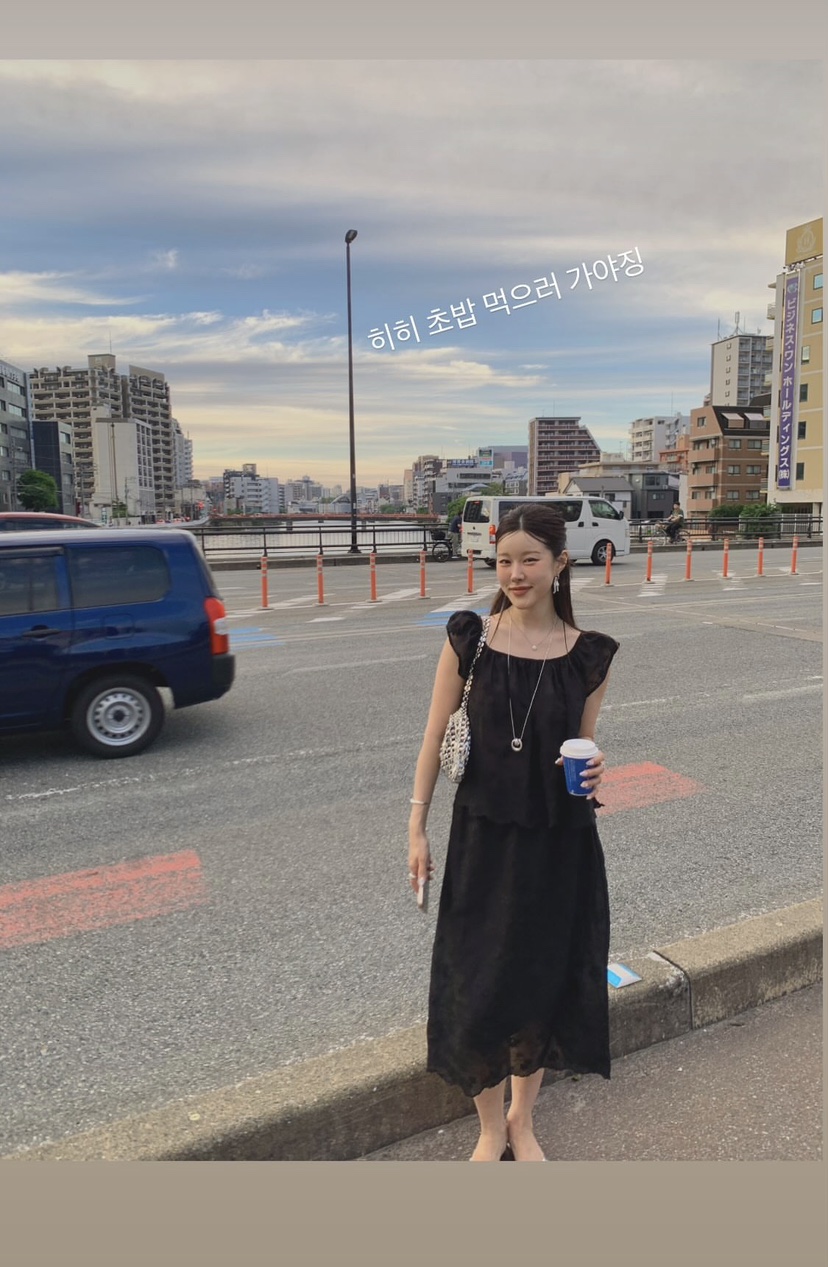 LA CREME韓國直郵女士新款推薦熱賣人氣時尚休閑襯衫蕾絲衫LA CREME襯衫/蕾絲衫