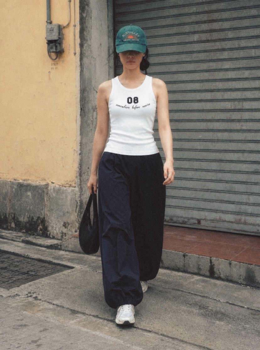 BEFORE SUNRISE東大門實拍韓國女裝新款推薦吊帶背心船領無袖BEFORE SUNRISE吊帶/背心