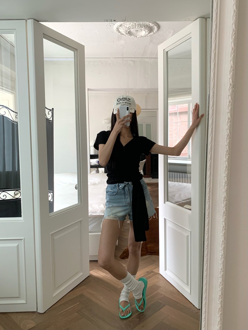 REVE CITE-L韓國代購女裝新款推薦熱賣T恤連帽衫系帶紐扣REVE CITE-LT恤