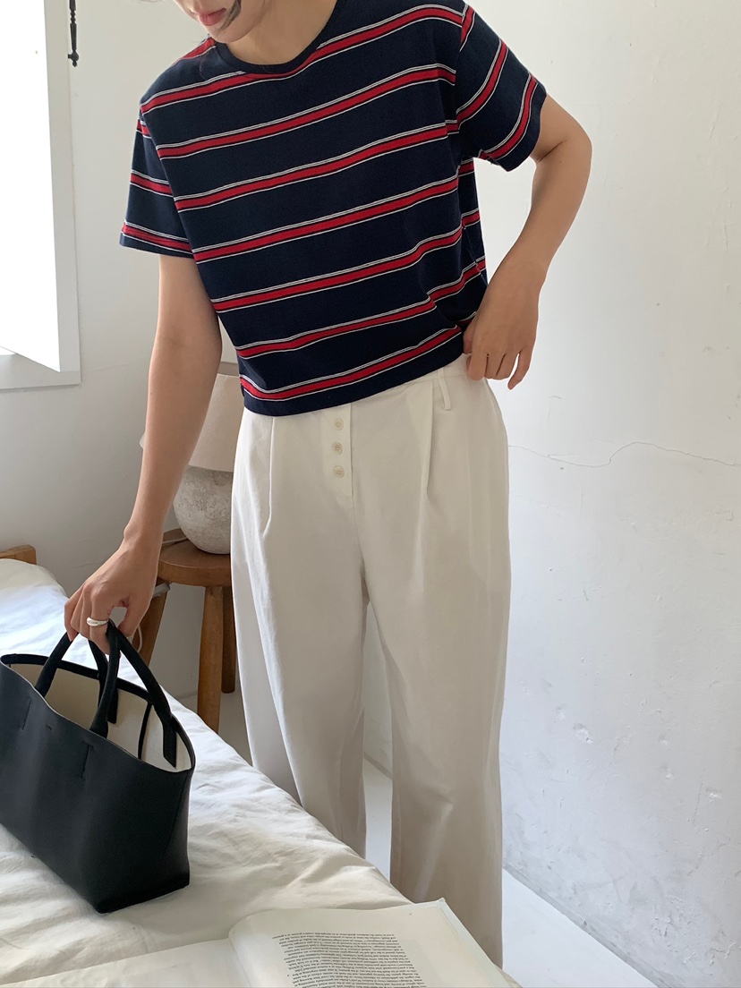 BLEECKER韓國東大門直郵女裝新款熱賣休閑人氣時尚推薦T恤BLEECKERT恤