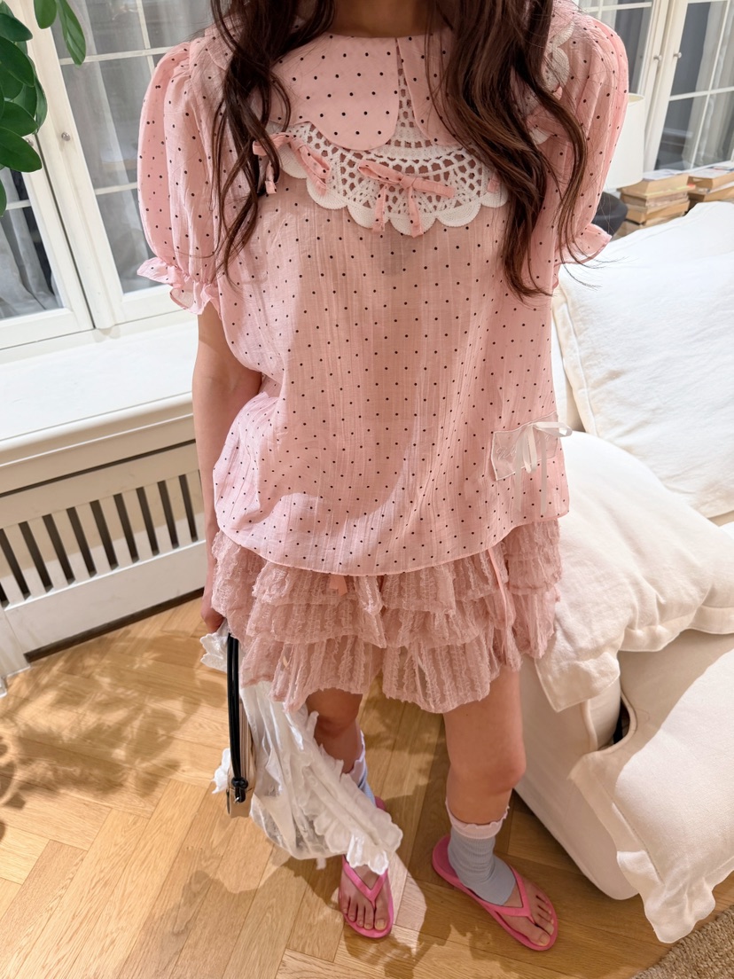 BOUTIQUE-L韓國直郵女裝新品時尚熱賣人氣襯衫蕾絲衫圓點BOUTIQUE-L襯衫/蕾絲衫