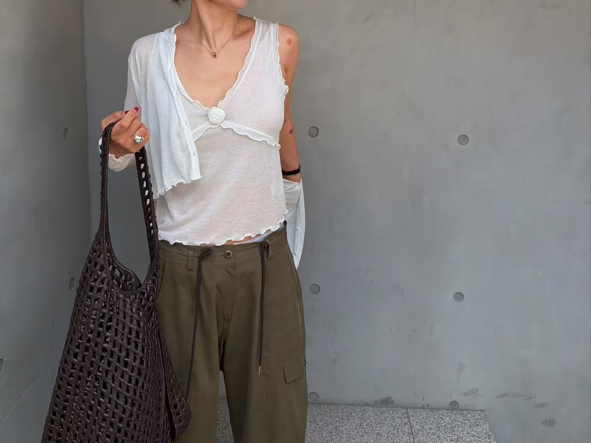 OLI SEOUL韓國直郵女裝新品人氣熱賣時尚推薦吊帶背心無袖OLI SEOUL吊帶/背心