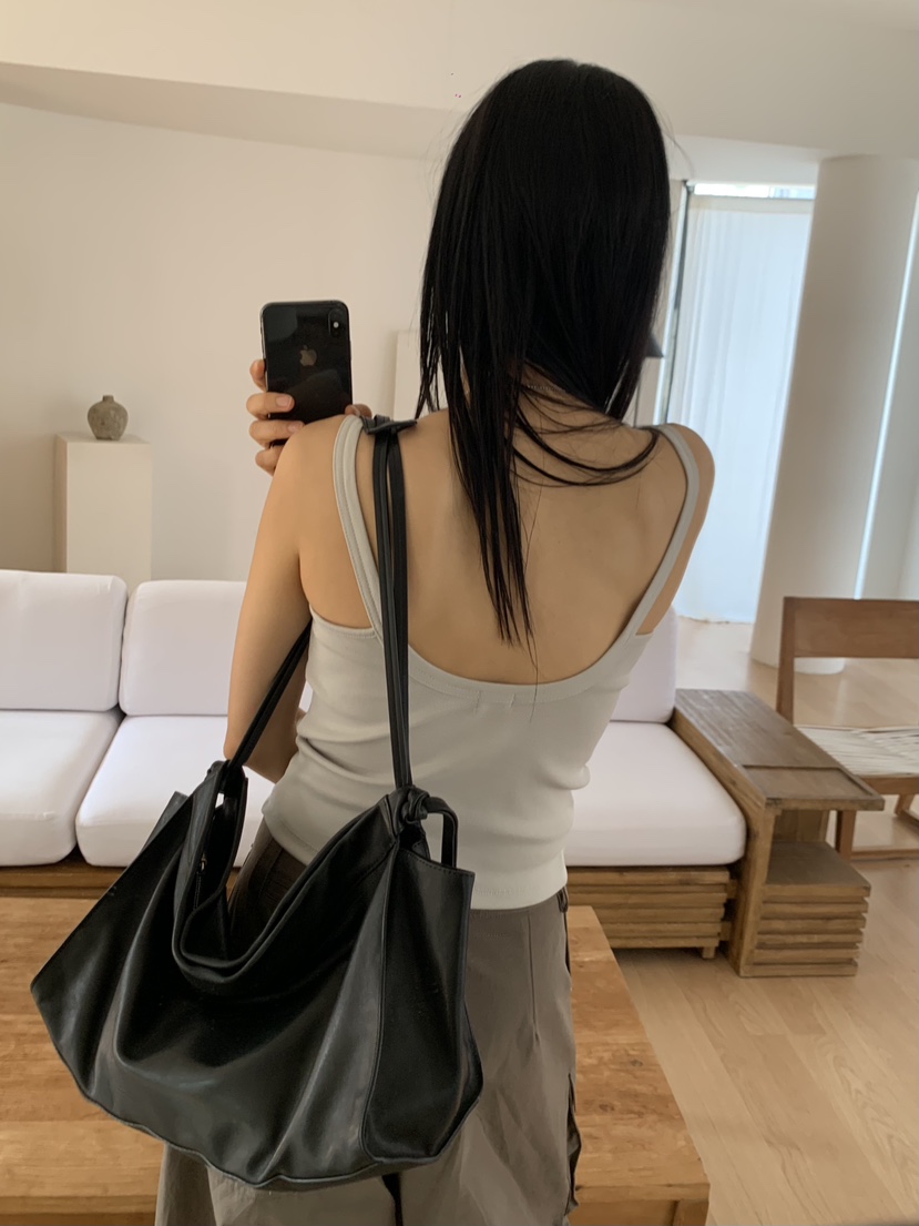 KARE/WEREPIECE韓國直郵實拍女裝新款時尚推薦人氣吊帶背心KARE/WEREPIECE吊帶/背心