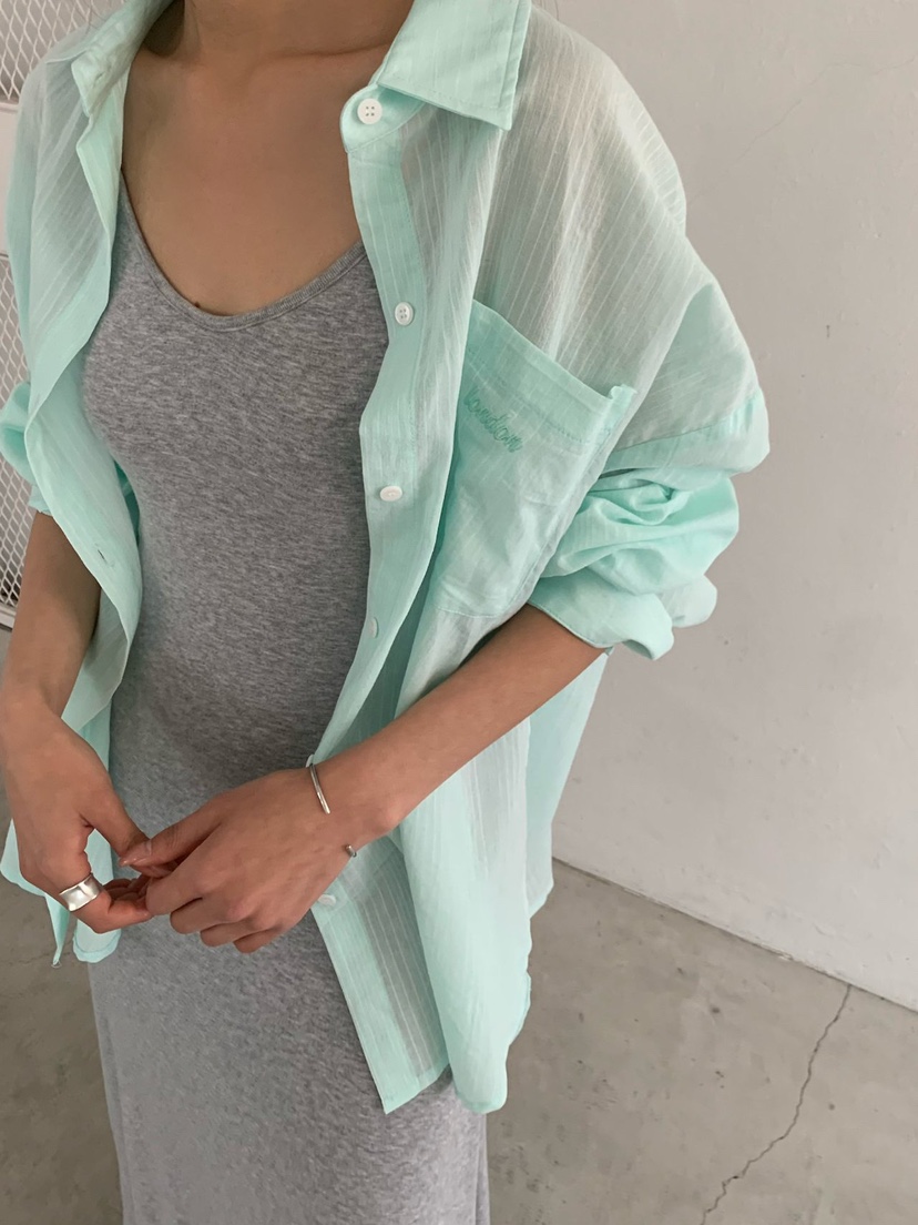 REVE CITE-L韓國東大門直郵女裝新款推薦襯衫蕾絲衫刺繡REVE CITE-L襯衫/蕾絲衫