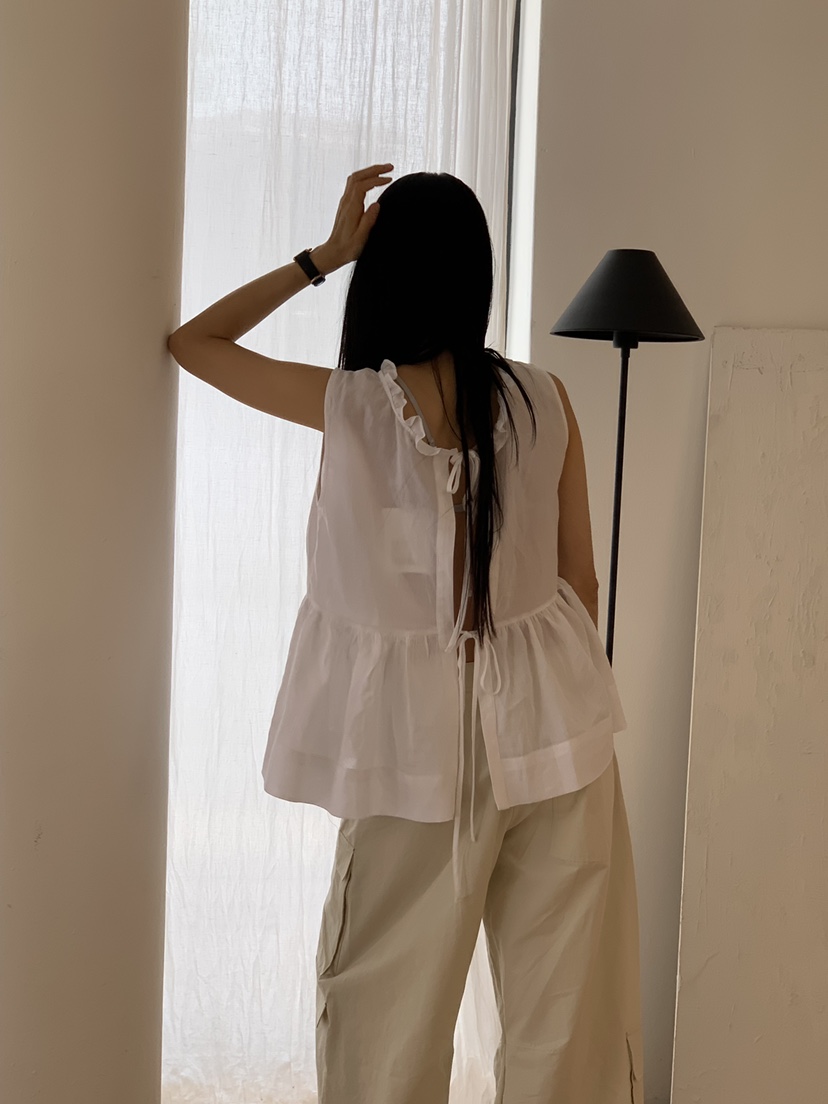 KARE/WEREPIECE韓國代購女士新款26夏季熱賣吊帶背心褶皺KARE/WEREPIECE吊帶/背心
