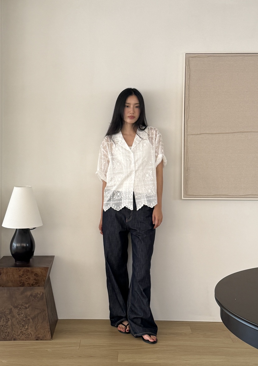 AMY GRACE-A韓國東大門代購女士新款人氣時尚襯衫蕾絲衫AMY GRACE襯衫/蕾絲衫