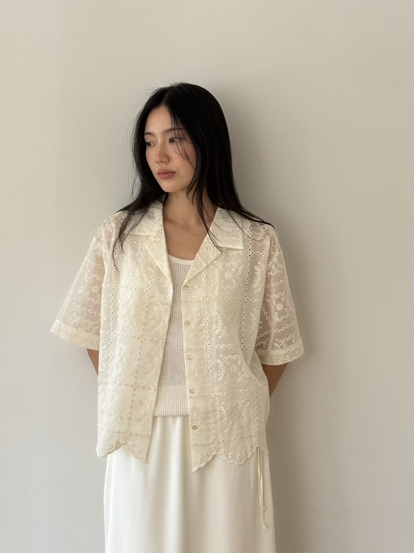 AMY GRACE-A韓國東大門代購女士新款人氣時尚襯衫蕾絲衫AMY GRACE襯衫/蕾絲衫