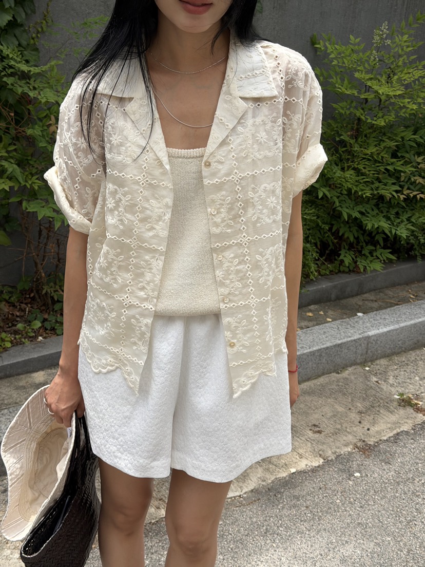 AMY GRACE-A韓國東大門代購女士新款人氣時尚襯衫蕾絲衫AMY GRACE襯衫/蕾絲衫圖色1