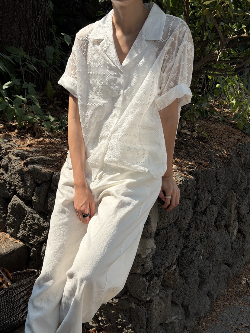 AMY GRACE-A韓國東大門代購女士新款人氣時尚襯衫蕾絲衫AMY GRACE襯衫/蕾絲衫圖色2