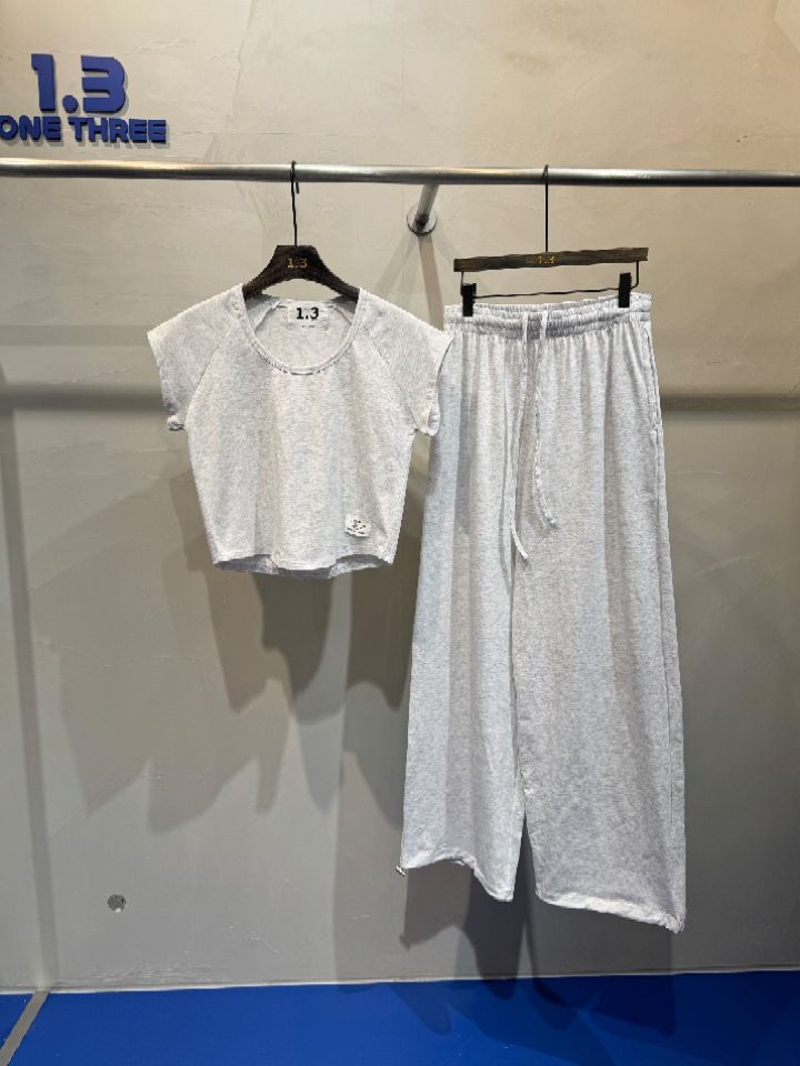 1.3韓國東大門代購女士新品26夏季推薦時尚休閑套裝套裝1.3_ONE THREE套裝圖色2