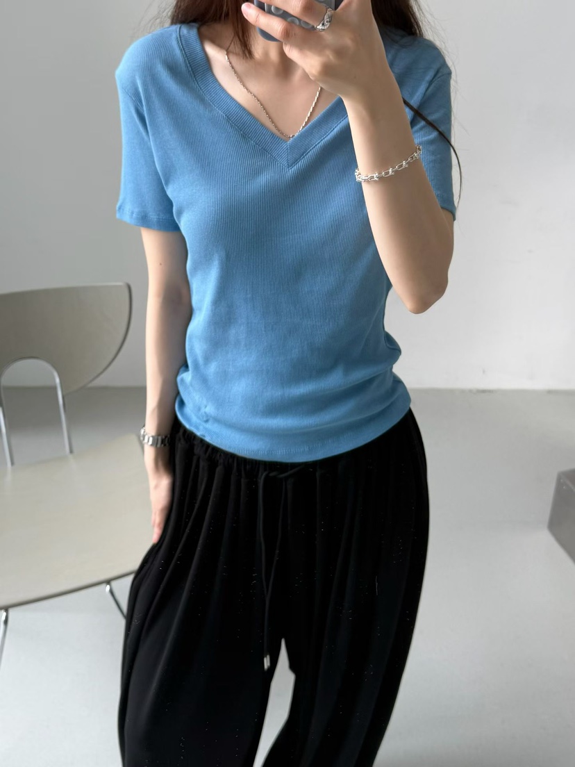 ARKIE/TAF韓國東大門代購女裝新款休閑推薦時尚人氣T恤V領ARKIE/TAFT恤