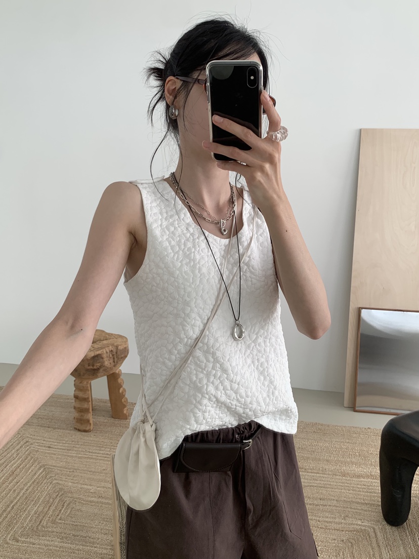 LOFN韓國直郵實拍女裝新款26夏季時尚推薦熱賣人氣吊帶背心LOFN吊帶/背心
