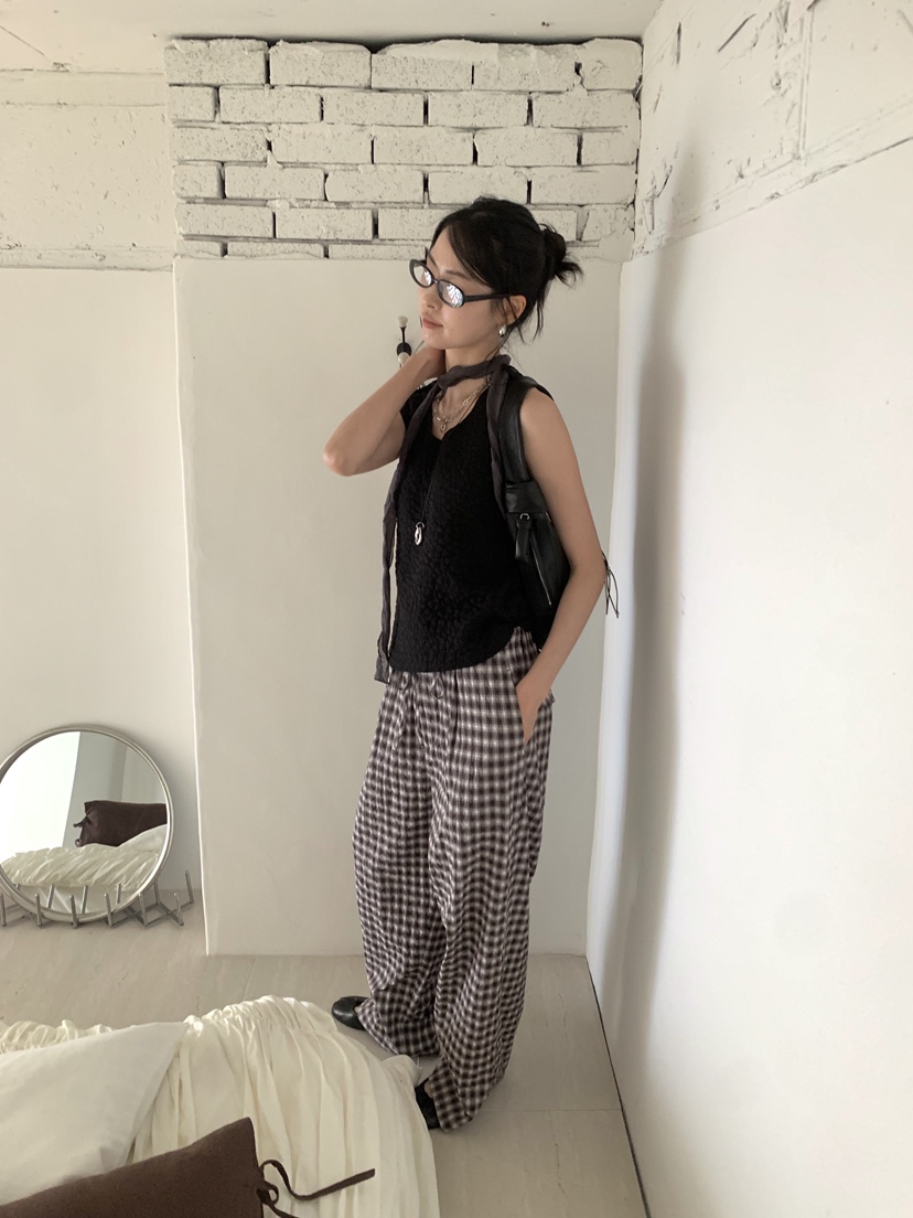LOFN韓國直郵實拍女裝新款26夏季時尚推薦熱賣人氣吊帶背心LOFN吊帶/背心