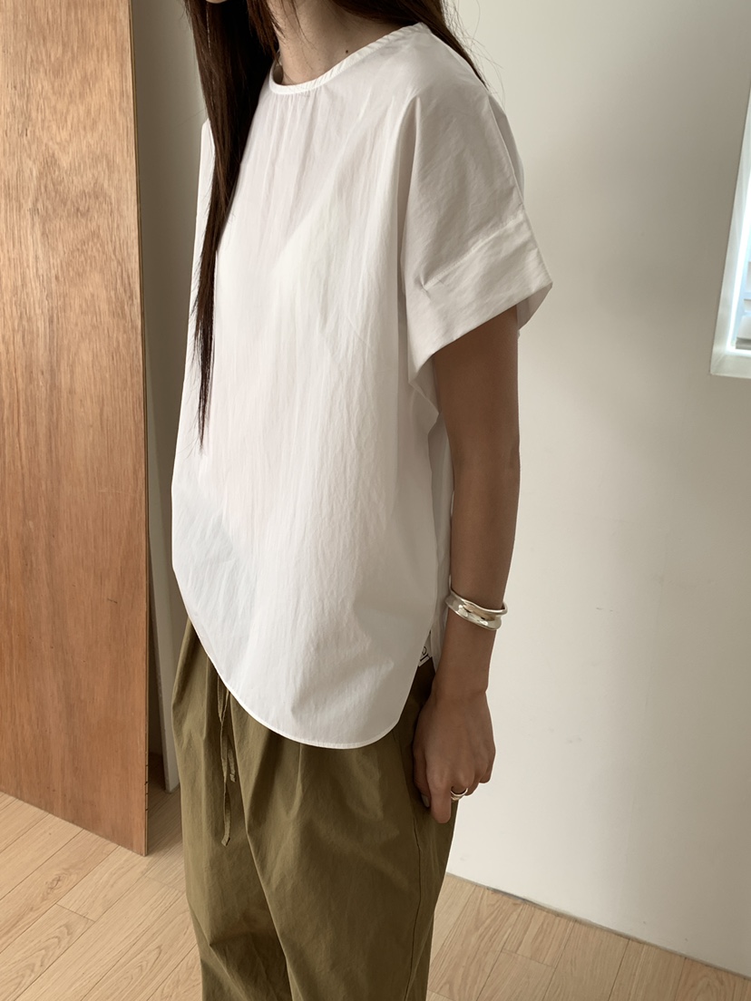 B_GARDER韓國東大門代購女士新品休閑熱賣人氣襯衫蕾絲衫B.GARDER襯衫/蕾絲衫