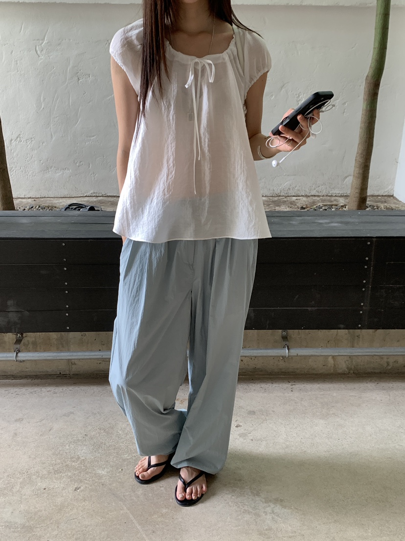B_GARDER韓國直郵女士新款時尚熱賣人氣休閑推薦襯衫蕾絲衫B.GARDER襯衫/蕾絲衫