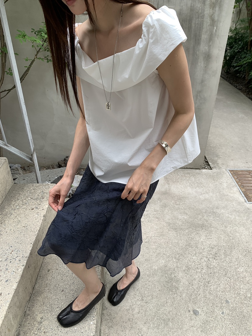 B_GARDER韓國代購女裝新品休閑人氣熱賣時尚襯衫蕾絲衫露肩B.GARDER襯衫/蕾絲衫