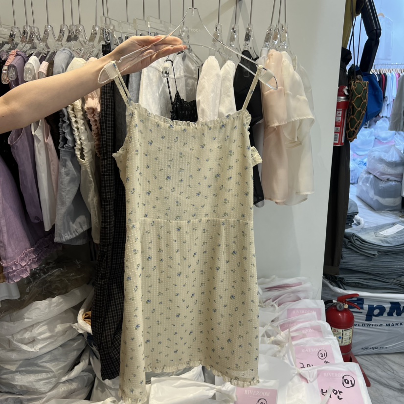 RIVEROOM韓國東大門直郵女裝新品26夏季推薦時尚休閑連衣裙RIVEROOM連衣裙圖色1