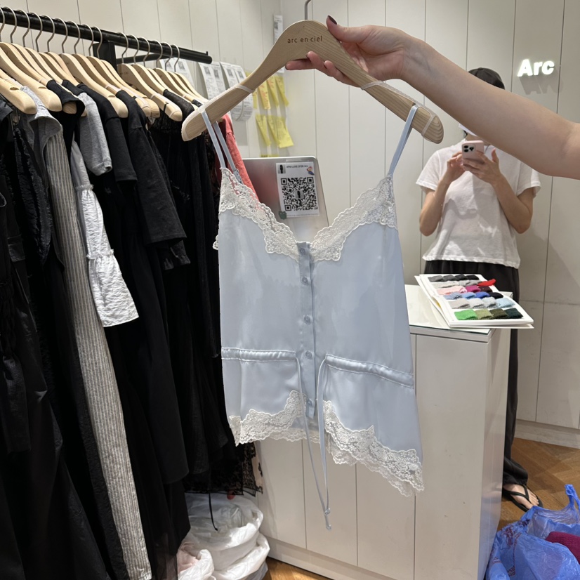 ARC韓國直郵女士新款26夏季推薦人氣熱賣時尚休閑吊帶背心ARC EN CIEL吊帶/背心圖色2