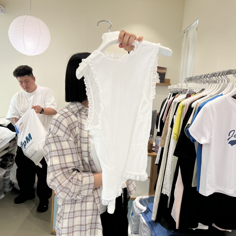 ARE韓國直郵女士新品熱賣26夏季休閑人氣吊帶背心蕾絲褶皺ARE YOU/ARE吊帶/背心