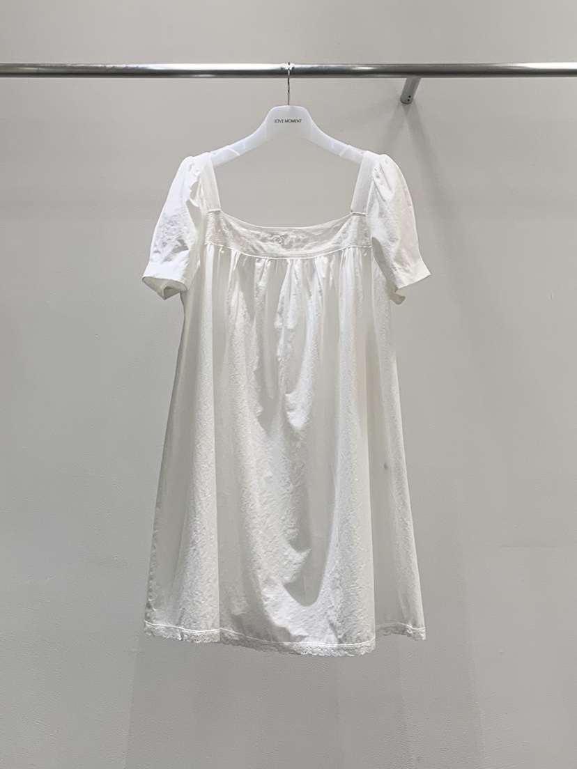 LOVE MOMENT韓國東大門代購女裝新品26夏季休閑連衣裙蕾絲LOVE MOMENT連衣裙圖色1