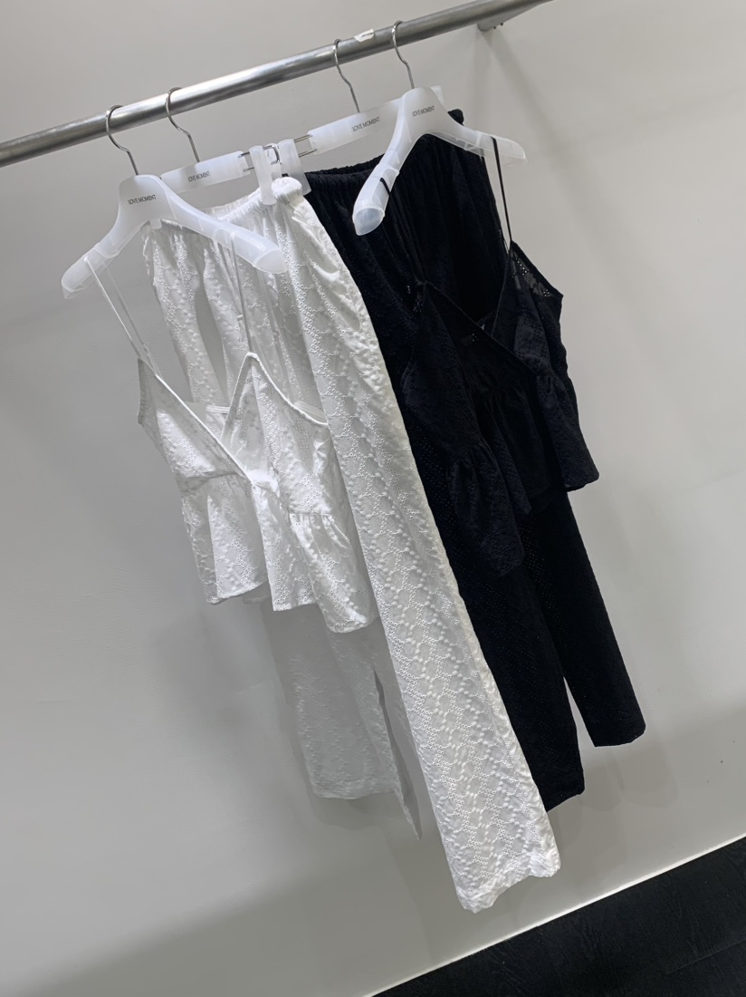 LOVE MOMENT韓國直郵女裝新款26夏季時尚推薦套裝套裝蕾絲LOVE MOMENT套裝