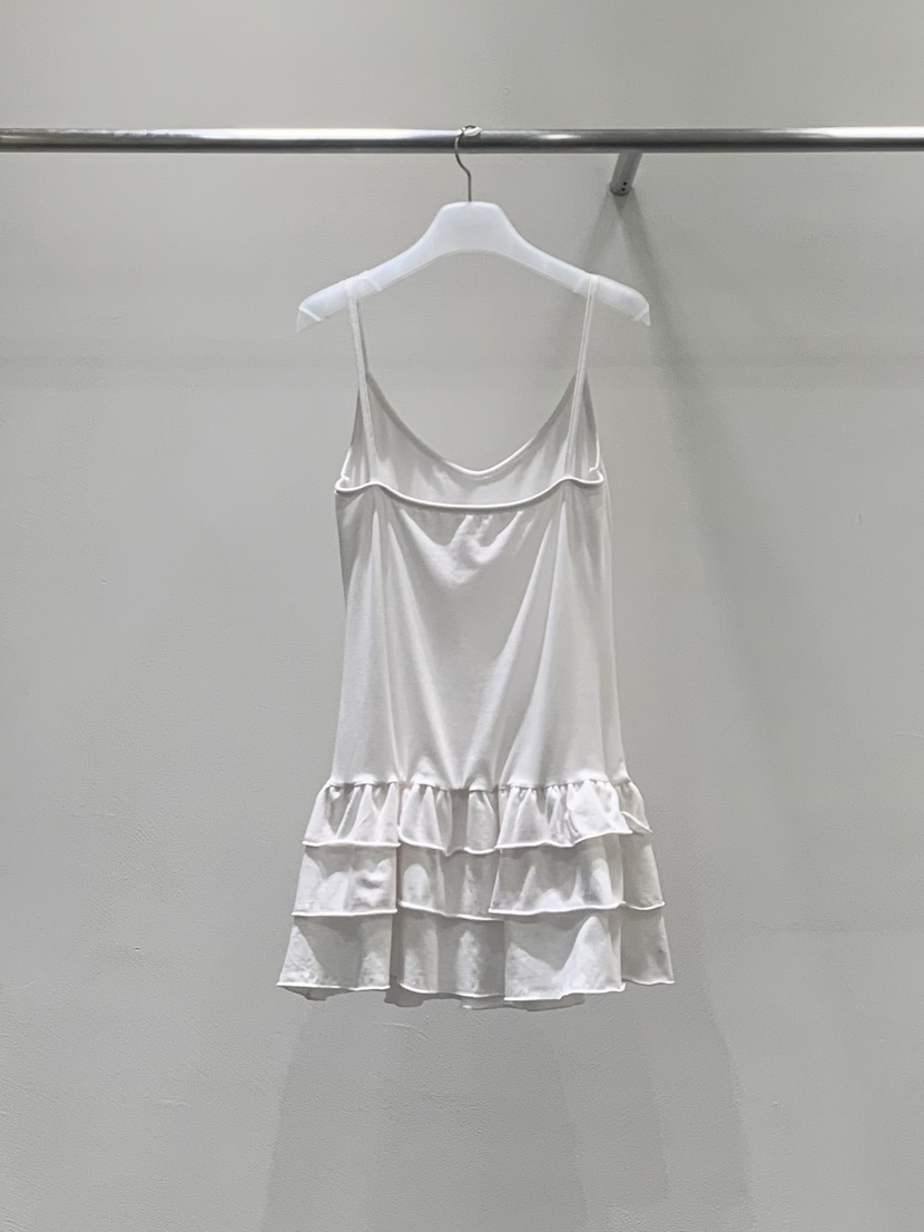 LOVE MOMENT韓國代購女裝新款26夏季吊帶背心荷葉邊無袖LOVE MOMENT吊帶/背心