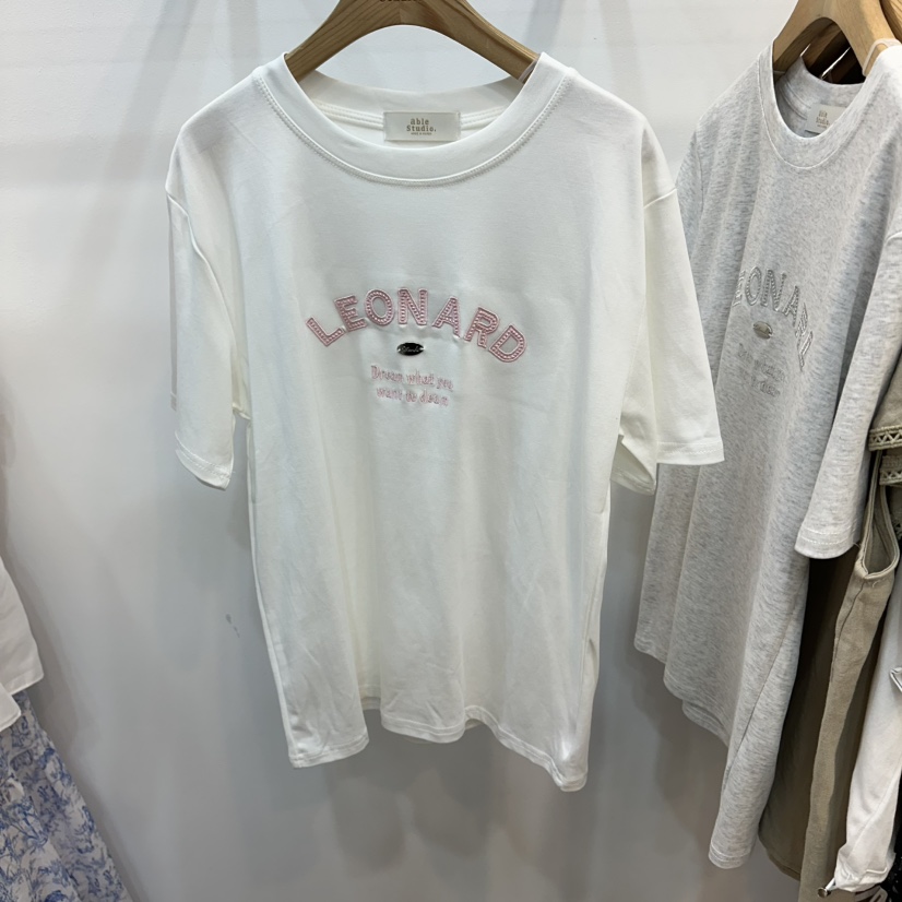 ABLESTUDIO東大門實拍韓國女士新品人氣推薦26夏季T恤刺繡ABLESTUDIOT恤圖色1