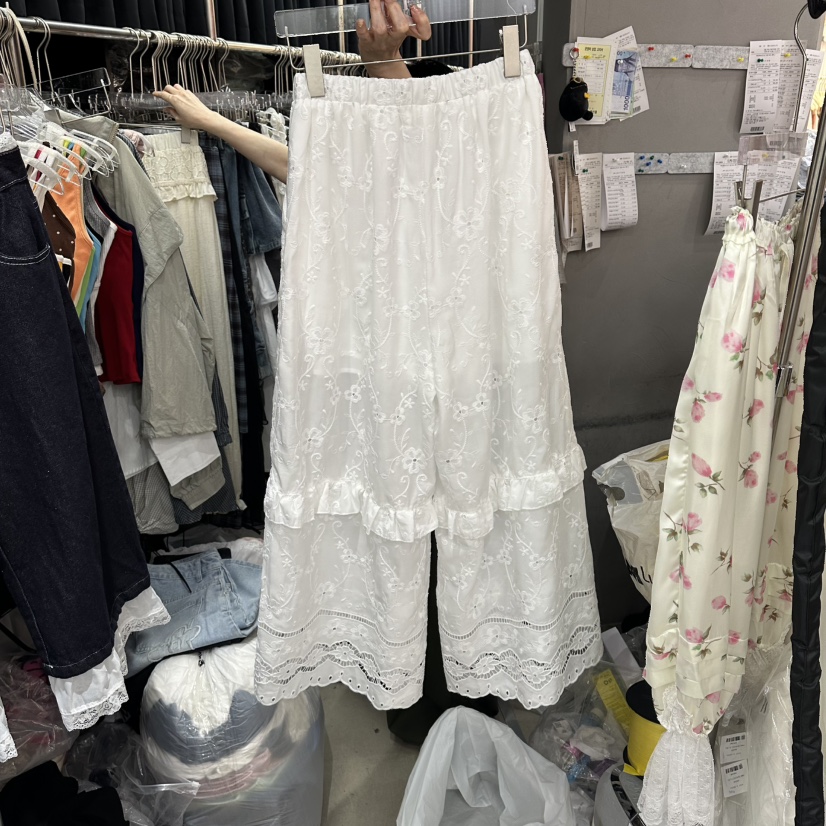 MOMAZU韓國直郵實拍女裝新品26夏季熱賣休閑褲荷葉邊刺繡MOMAZU休閑褲