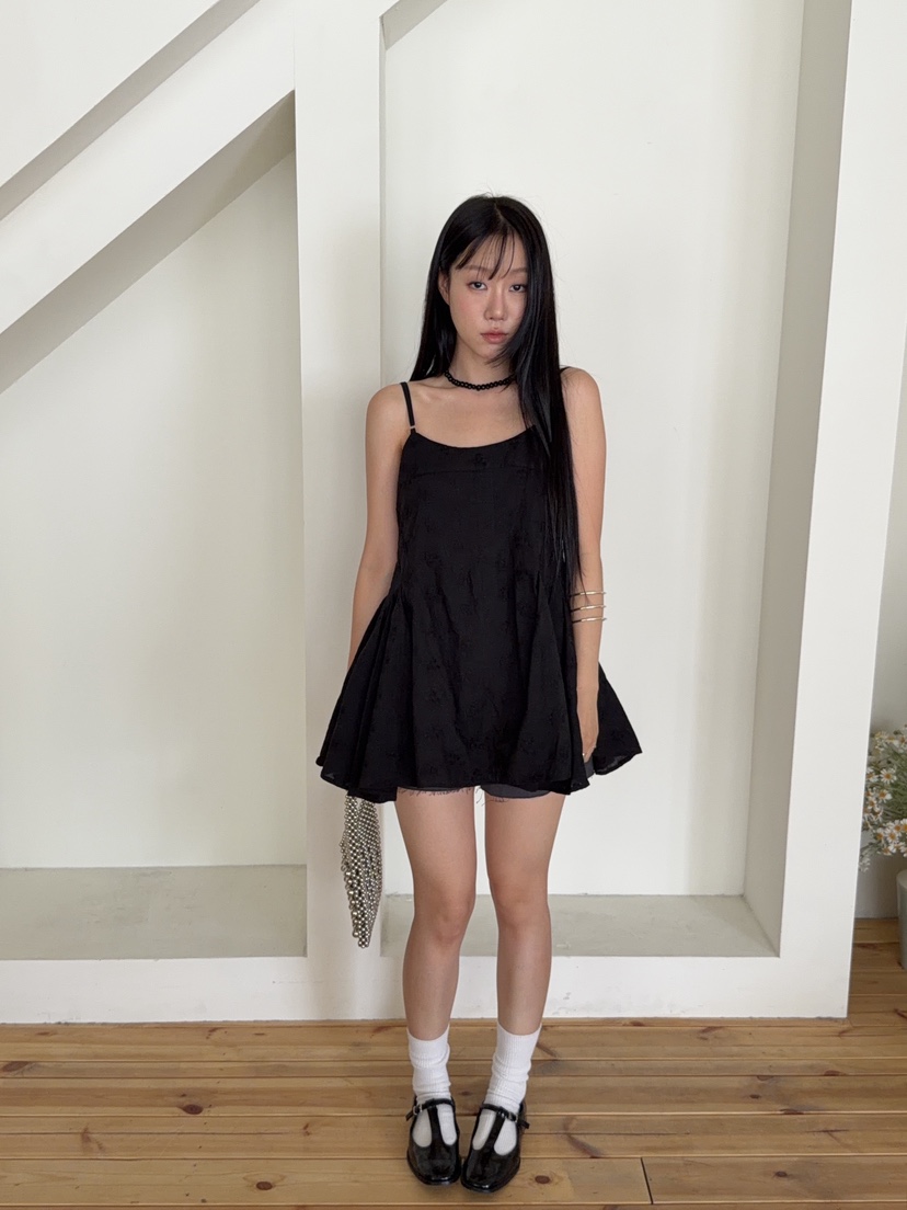 SUNDER MARKET韓國東大門直郵女裝新品26夏季連衣裙褶裥SUNDER MARKET連衣裙