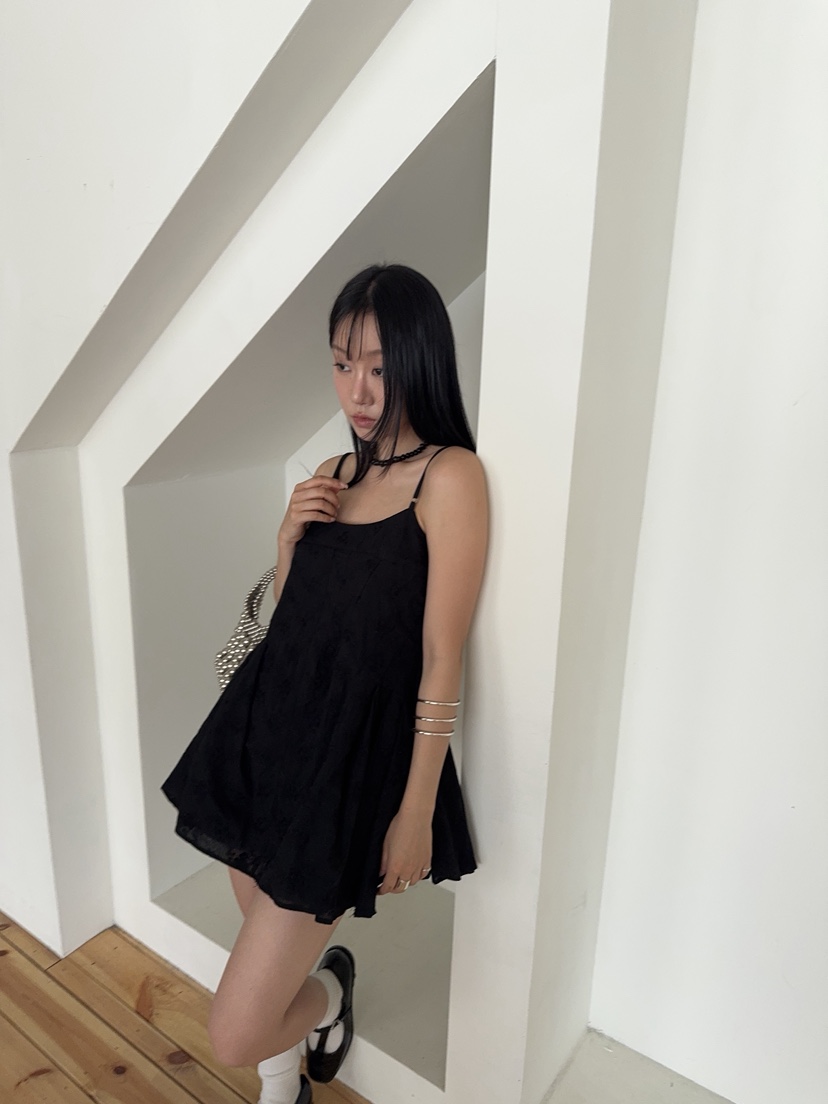 SUNDER MARKET韓國東大門直郵女裝新品26夏季連衣裙褶裥SUNDER MARKET連衣裙