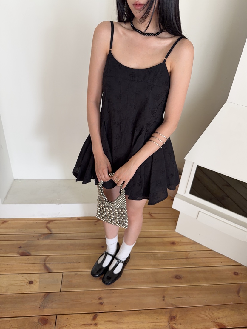 SUNDER MARKET韓國東大門直郵女裝新品26夏季連衣裙褶裥SUNDER MARKET連衣裙圖色2