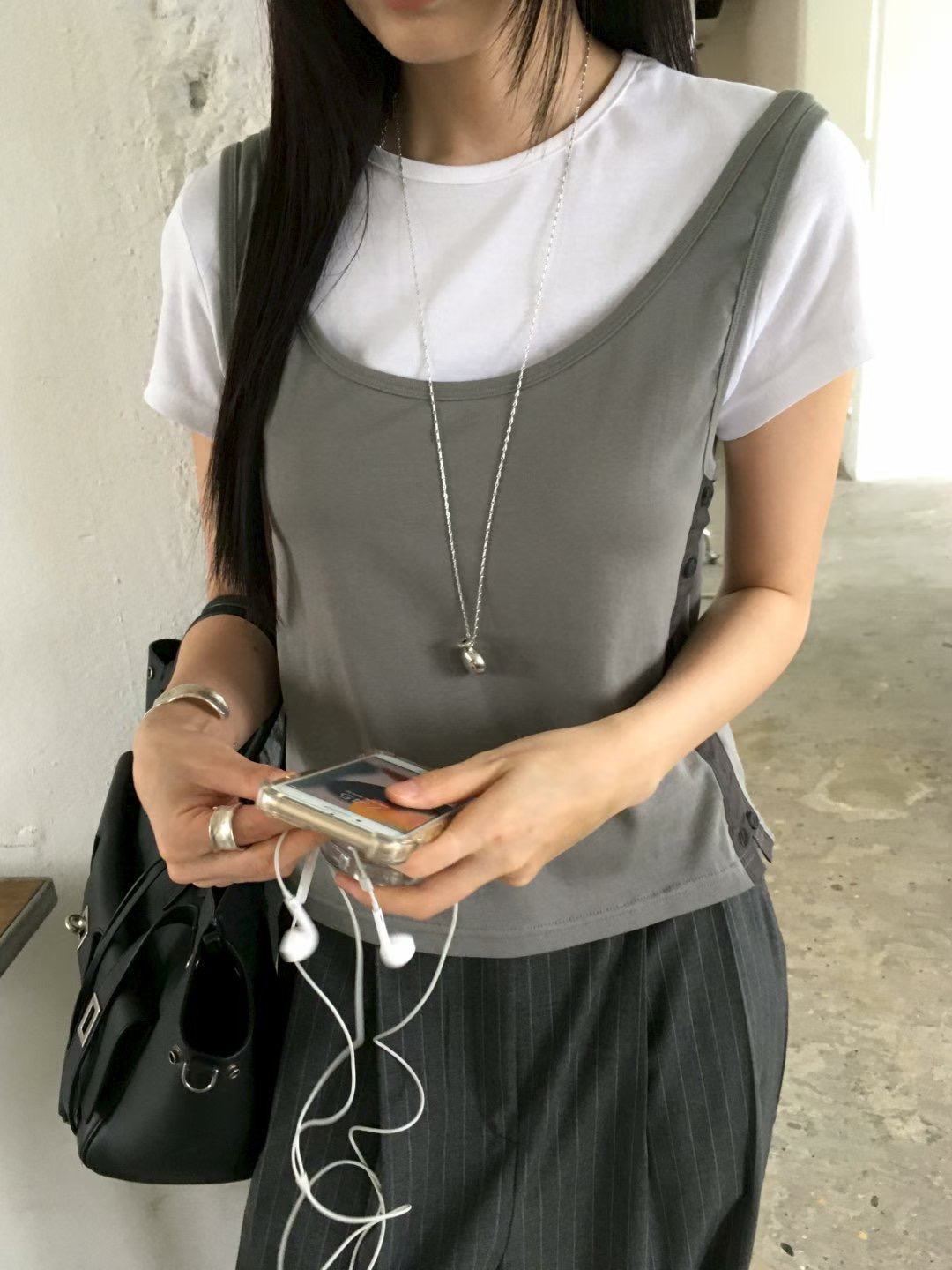 AVANDACE韓國直郵實拍女裝新品26夏季吊帶背心不含內搭無袖紐扣AVANDACE吊帶/背心圖色1
